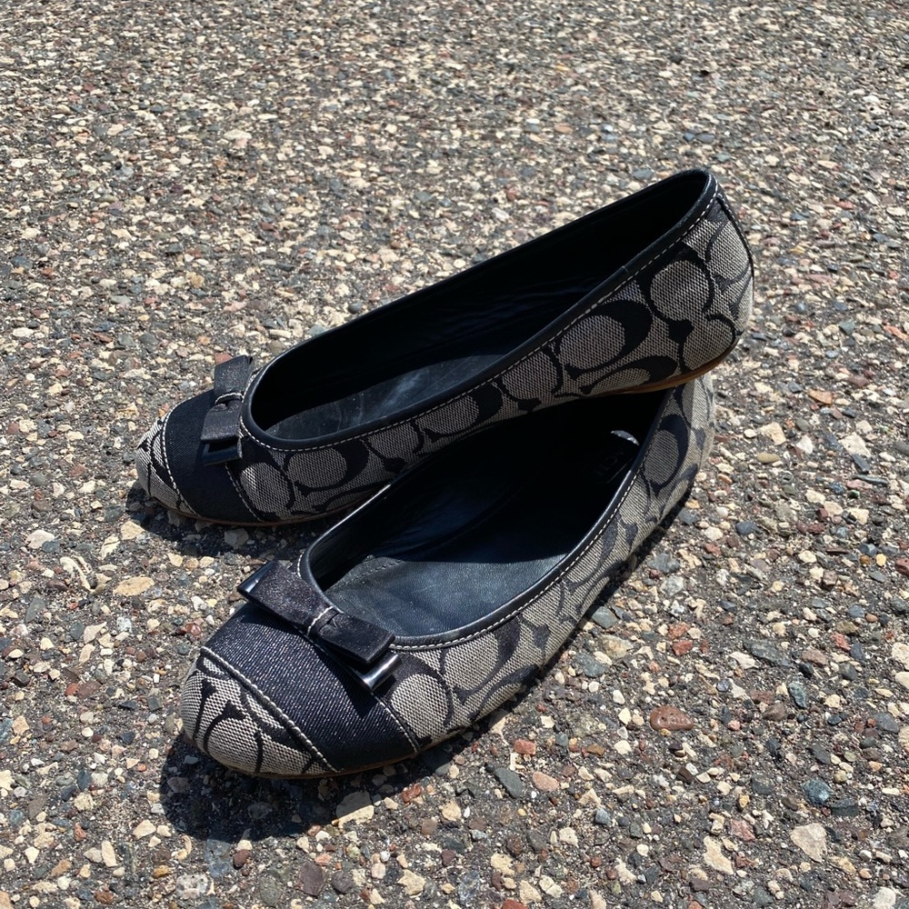 Coach Women’s 8 ballet flats